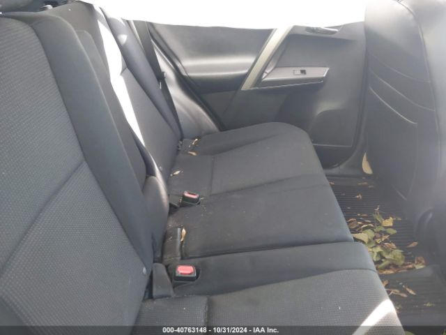 2T3RFREV3JW769443 Toyota Rav4 Adventure/xle