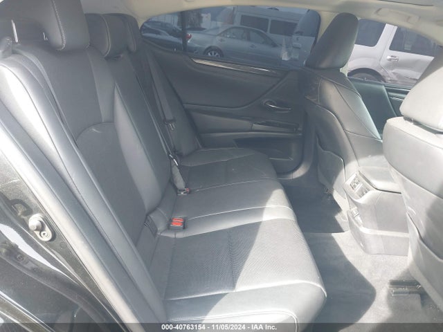 58ACA1C16MU009695 Lexus ES 300H