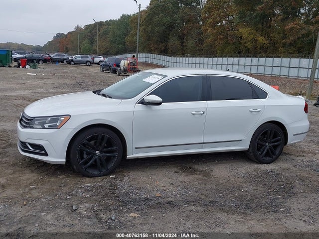 Volkswagen Passat 1.8t S 2017 1VWAT7A38HC012790 Image 6