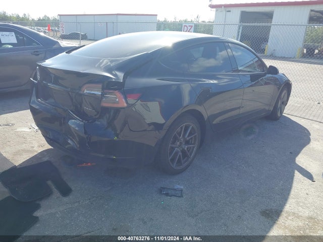 2022 TESLA MODEL 3 5YJ3E1EB0NF207348 Photo 3