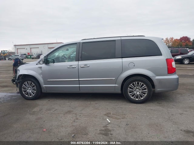 2C4RC1CG1ER386681 Chrysler Town & Country Touring-l
