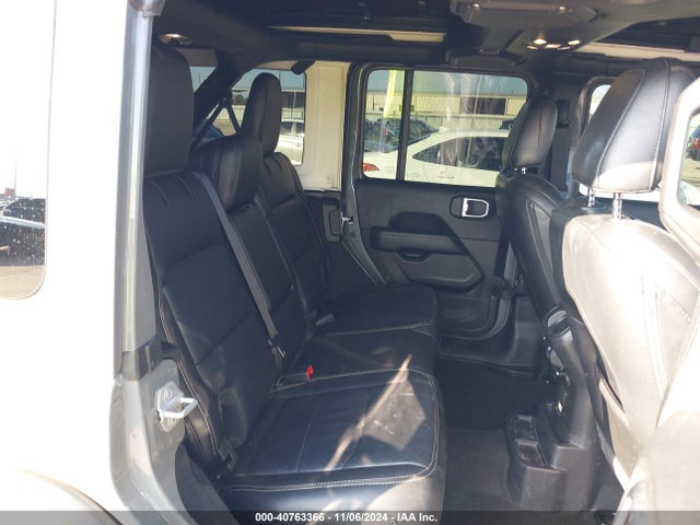 1C4HJXEG1NW257025 Jeep Wrangler Unlimited Sahara 4x4