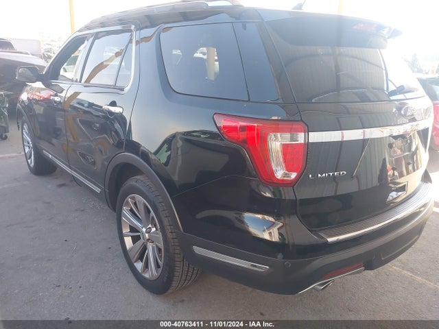 Ford Explorer Limited 2018 1FM5K7F87JGA82531 Image 3