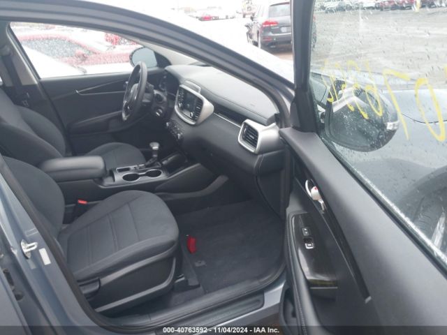 5XYPGDA5XLG617819 KIA Sorento 3.3l Lx