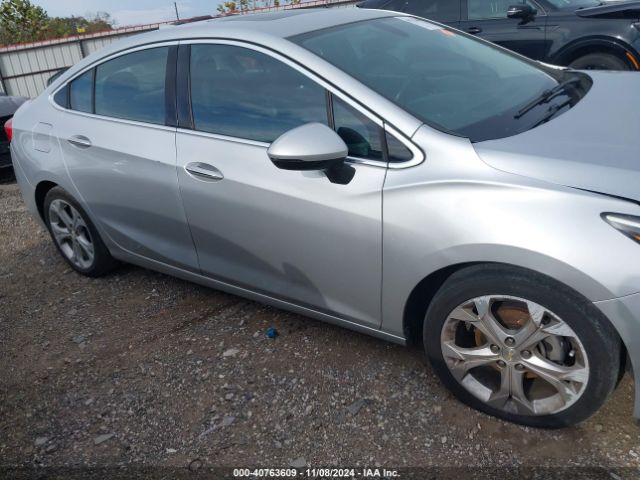 1G1BF5SM5H7131568 Chevrolet Cruze Premier Auto