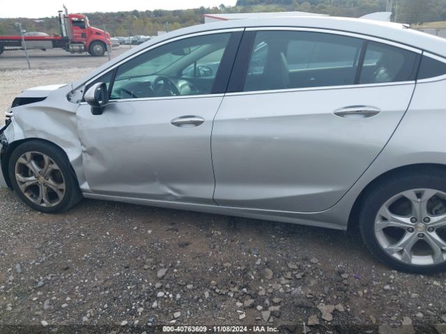 1G1BF5SM5H7131568 Chevrolet Cruze Premier Auto