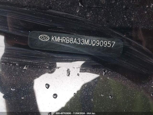 KMHRB8A33MU090957 Hyundai Venue Se