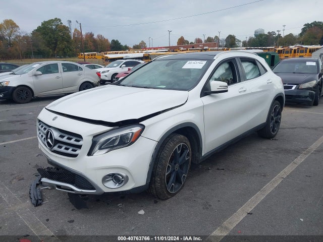 WDCTG4EB1KJ550485 Mercedes-Benz GLA 250