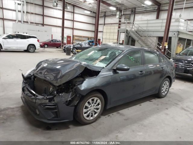 3KPF24AD9KE105501 KIA FORTE FE