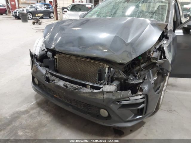 3KPF24AD9KE105501 KIA FORTE FE