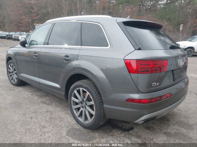 2019 AUDI Q7 WA1LAAF72KD020194 Photo 2