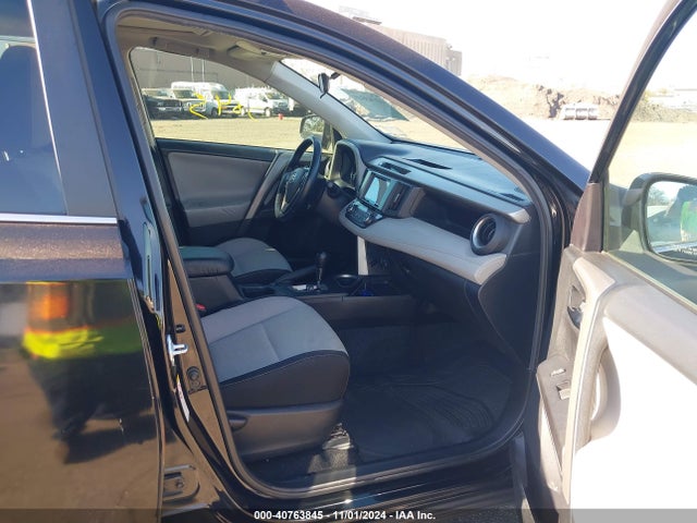 Toyota Rav4 Xle 2017 2T3RFREV0HW598869 Image 5