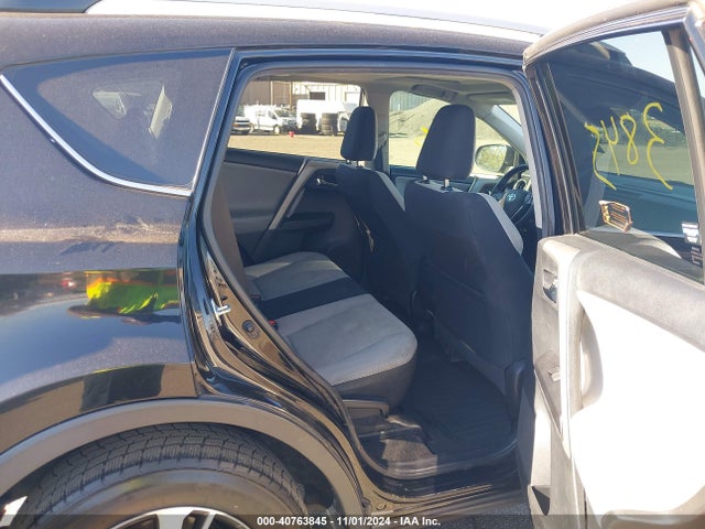 Toyota Rav4 Xle 2017 2T3RFREV0HW598869 Image 8