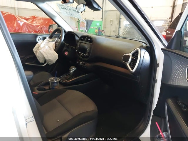 KIA SOUL LX 2023 KNDJ23AU0P7856398 Image 5