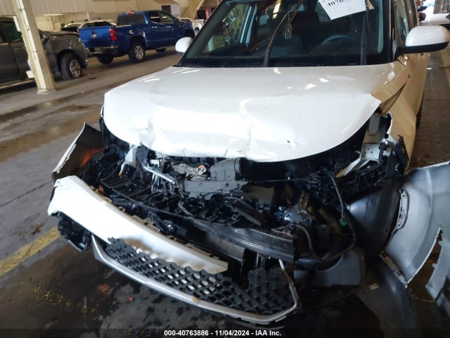 KIA SOUL LX 2023 KNDJ23AU0P7856398 Image 6