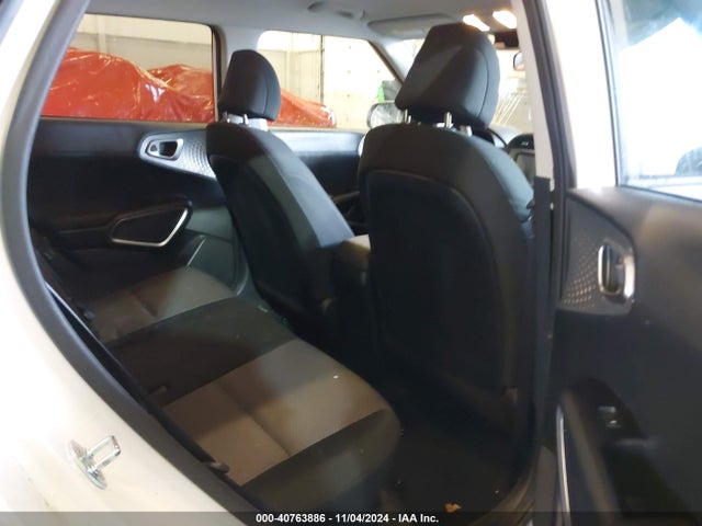 KIA SOUL LX 2023 KNDJ23AU0P7856398 Image 8