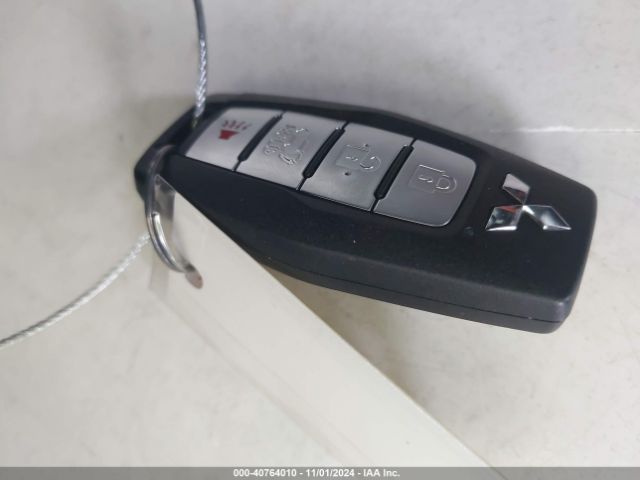 2022 MITSUBISHI OUTLANDER JA4J3VA81NZ075638 Photo 10