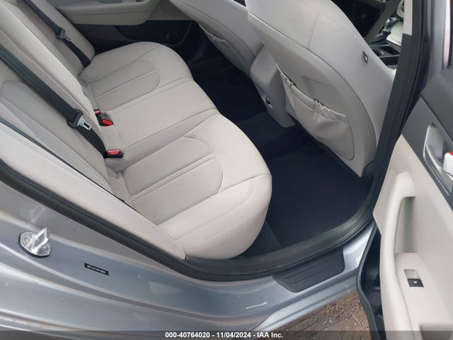 Hyundai Sonata 2017 5NPE24AF3HH538846 Image 8