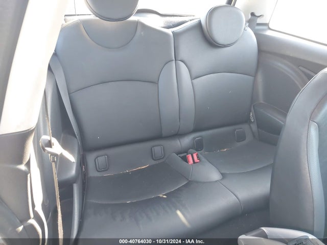 2008 MINI COOPER WMWMF33518TT66713 Photo 7