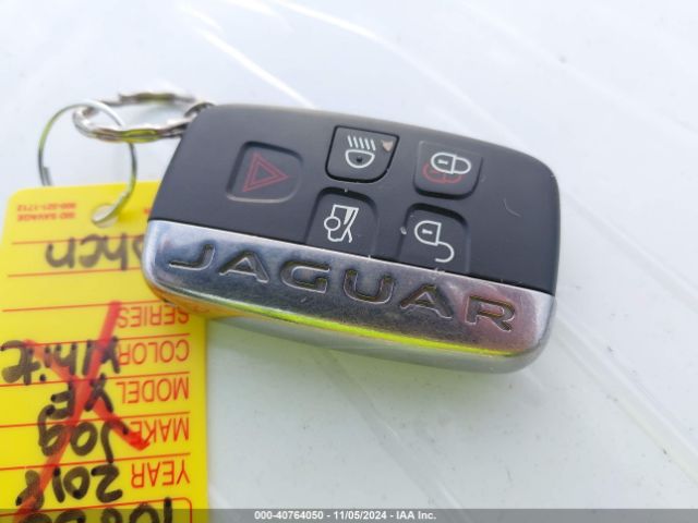 2018 JAGUAR XF SAJBK4FX2JCY64564 Photo 10