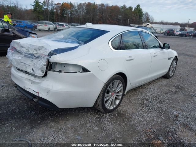 2018 JAGUAR XF SAJBK4FX2JCY64564 Photo 3