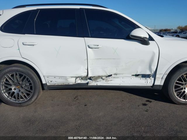WP1AA2A25JKA06037 Porsche Cayenne Platinum Edition
