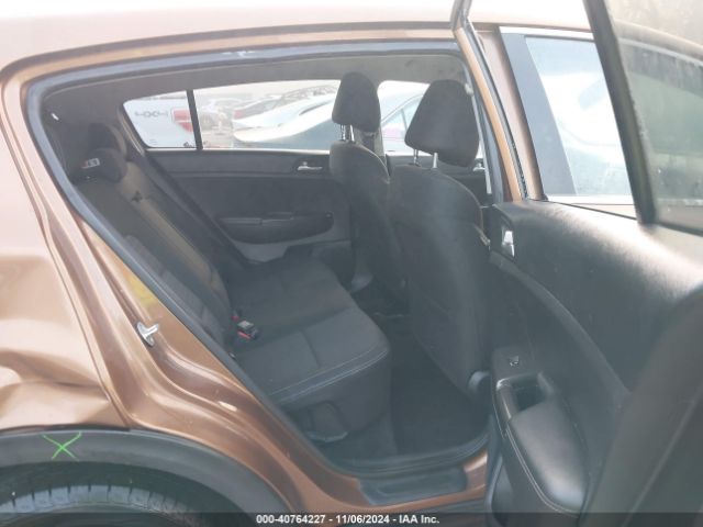 KNDPMCAC2J7301391 KIA Sportage Lx