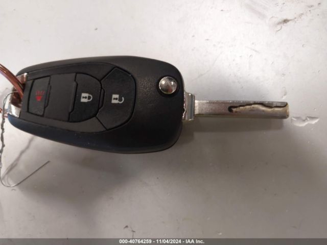 KL7CJNSB2LB034548 Chevrolet Trax Awd Ls