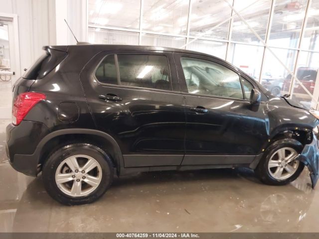 KL7CJNSB2LB034548 Chevrolet Trax Awd Ls