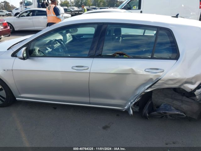 WVWKP7AU8GW914258 Volkswagen E-golf Se