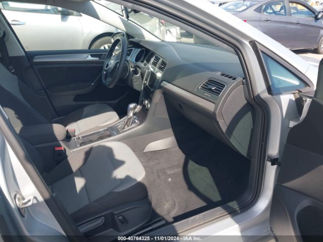 WVWKP7AU8GW914258 Volkswagen E-golf Se