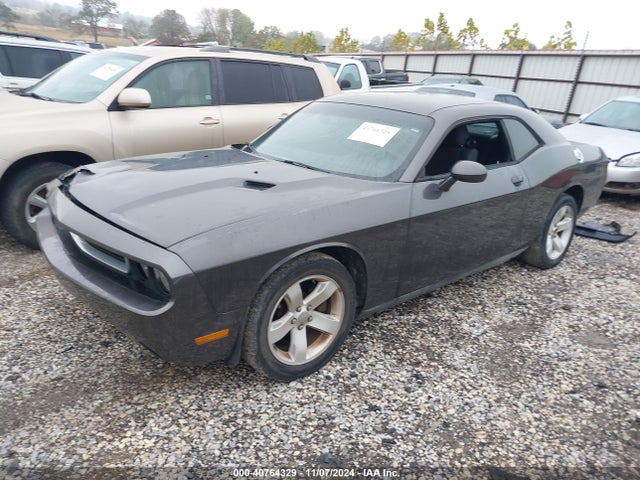 Dodge Challenger Sxt 2014 2C3CDYAG8EH110460 Image 2