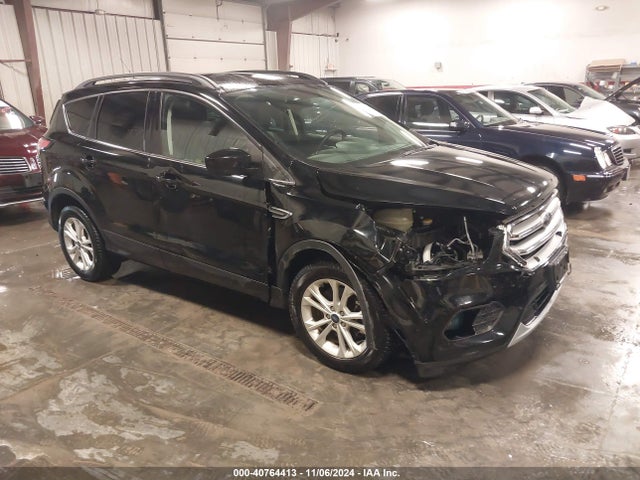 Ford ESCAPE SE 2018 1FMCU9GDXJUC73838 Image 1