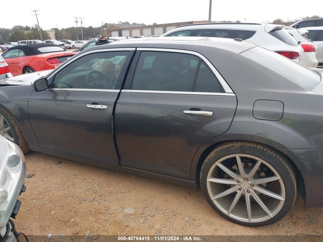 Chrysler 300C 2014 2C3CCAET6EH148528 Image 14