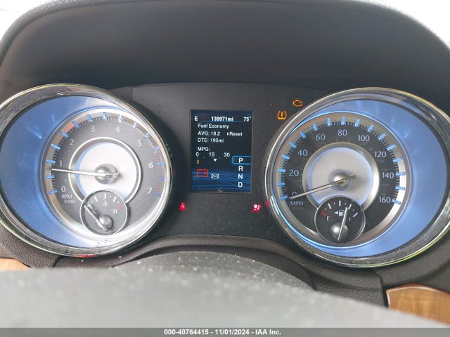 Chrysler 300C 2014 2C3CCAET6EH148528 Image 7