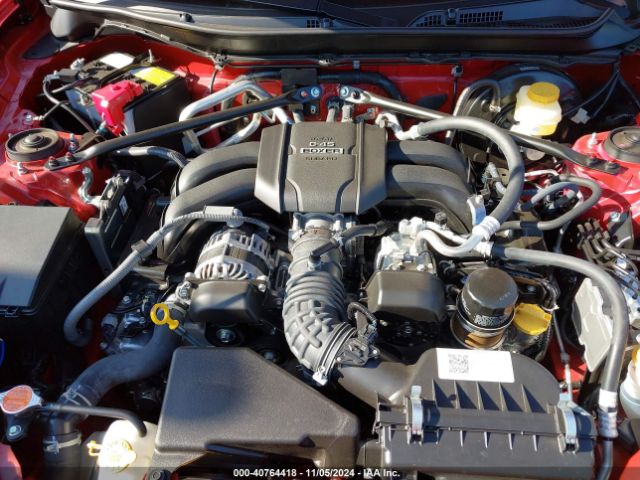 2024 TOYOTA GR86 JF1ZNBE10R8754624 Photo 9