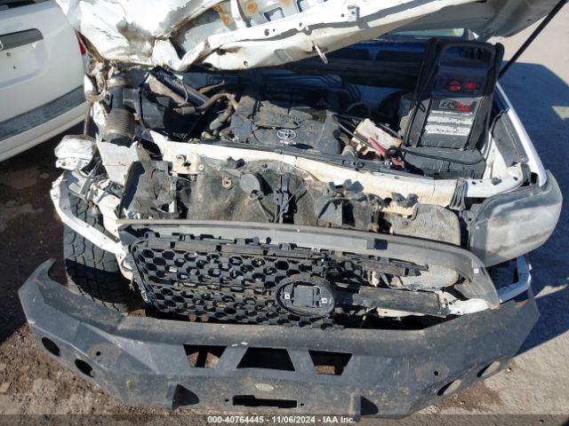 5TFUY5F1XKX837212 Toyota Tundra Sr 5.7l V8