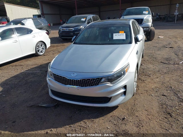 KIA OPTIMA EX 2018 5XXGU4L37JG238413 Image 12