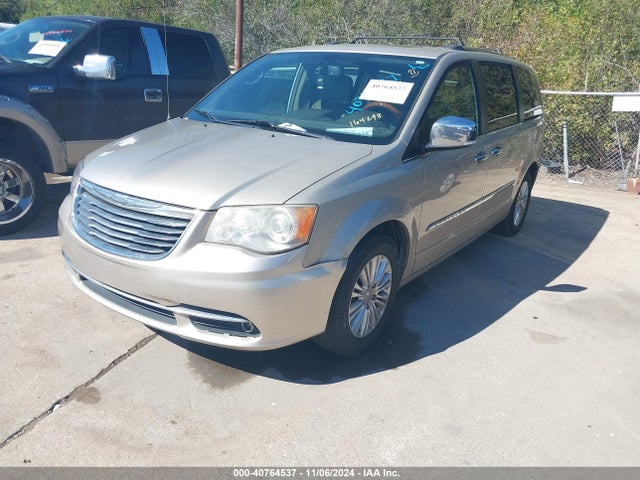 2C4RC1GG7ER164298 Chrysler Town & Country Limited
