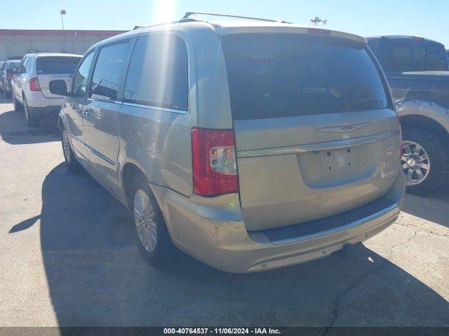 2C4RC1GG7ER164298 Chrysler Town & Country Limited