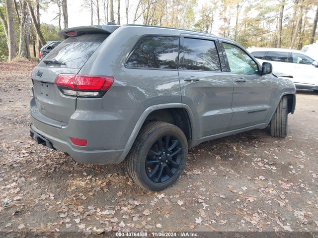 1C4RJFAG8MC615077 Jeep Grand Cherokee Laredo X 4x4