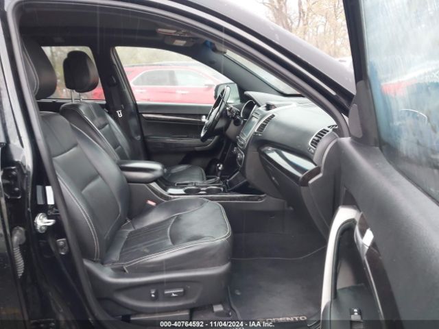 5XYKWDA79EG467851 KIA Sorento Limited V6