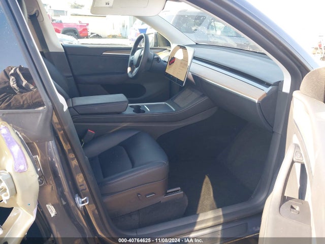 2022 TESLA MODEL Y 7SAYGDEE1NF537577 Photo 4