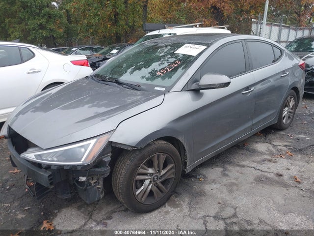Hyundai Elantra Value Edition 2019 5NPD84LF9KH452763 Image 2