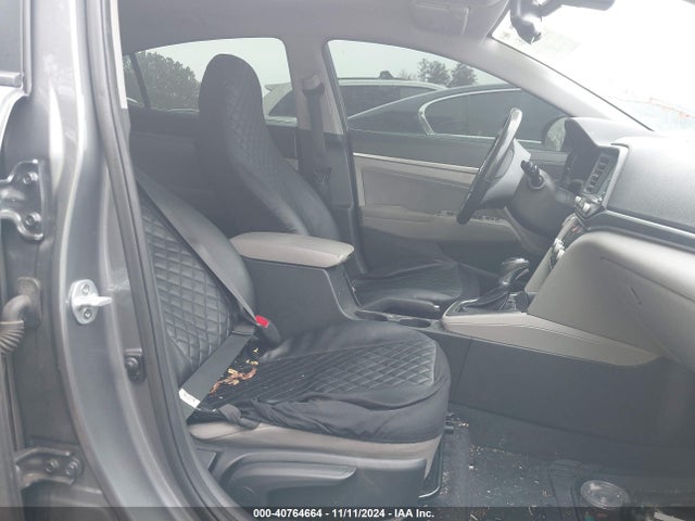 Hyundai Elantra Value Edition 2019 5NPD84LF9KH452763 Image 5
