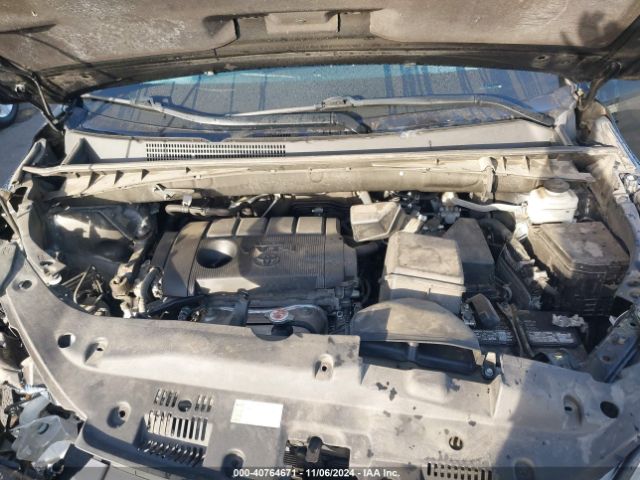 5TDZARFH5KS056067 Toyota Highlander Le