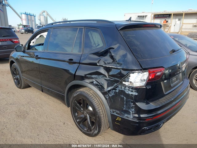 3VV8B7AX2RM057989 Volkswagen Tiguan 2.0t Se R-line Black