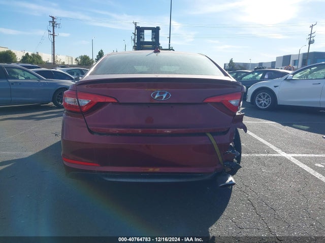 Hyundai SONATA SE 2015 5NPE24AF4FH173445 Image 17