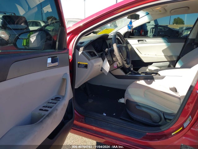 Hyundai SONATA SE 2015 5NPE24AF4FH173445 Image 5