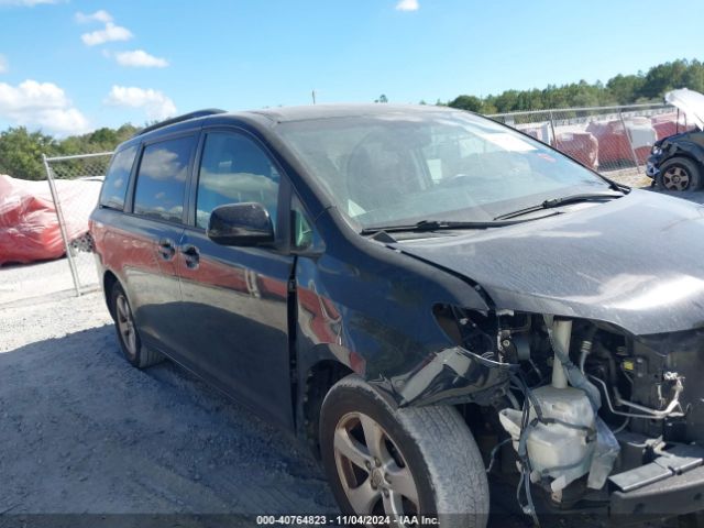 5TDKK3DC6GS736179 Toyota Sienna Le 8 Passenger